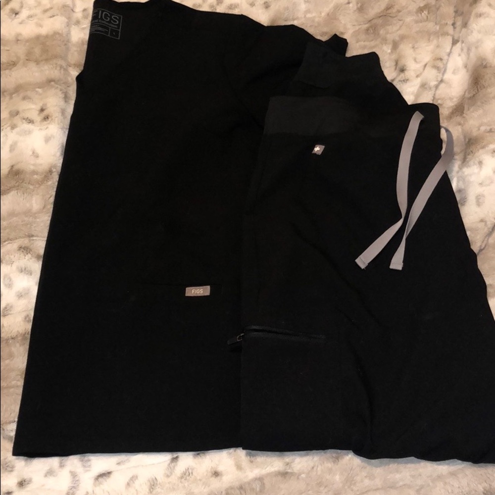 Figs Jogger Scrub Set (Worn once)
